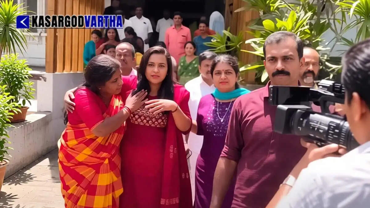 LDF-BJP clash erupts at Thiruvananthapuram Corporation over oath violation allegation: Mayor Rajesh and councillors injured.