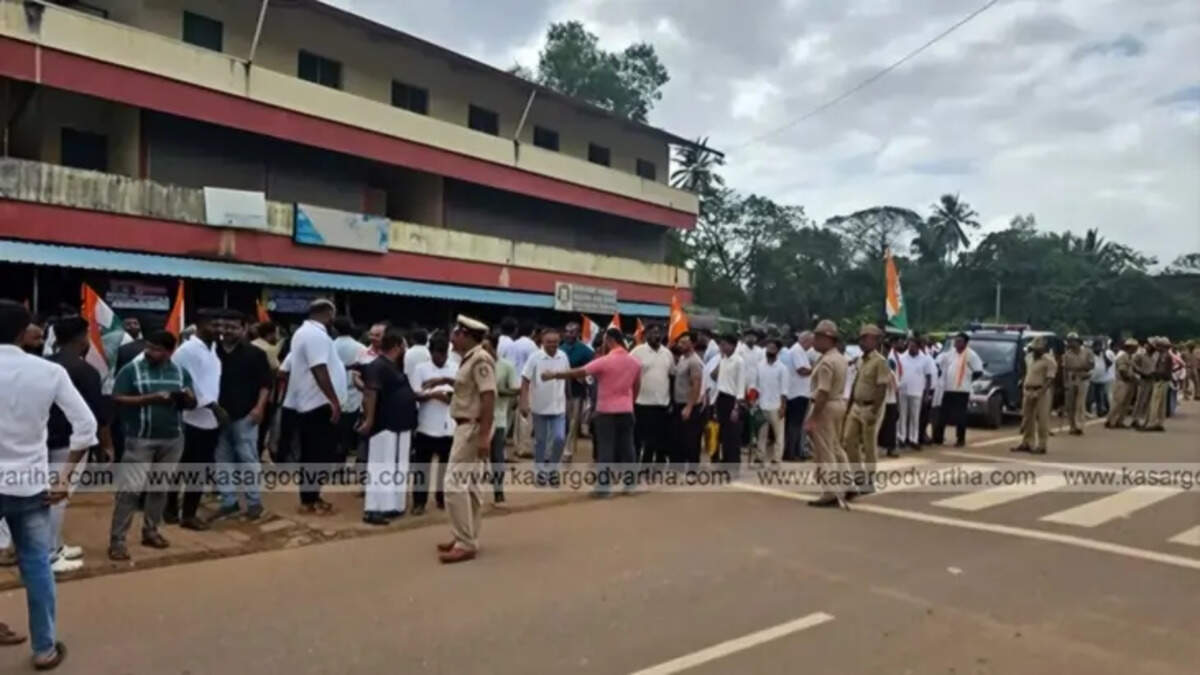 People gathered for election results in Kadaba.