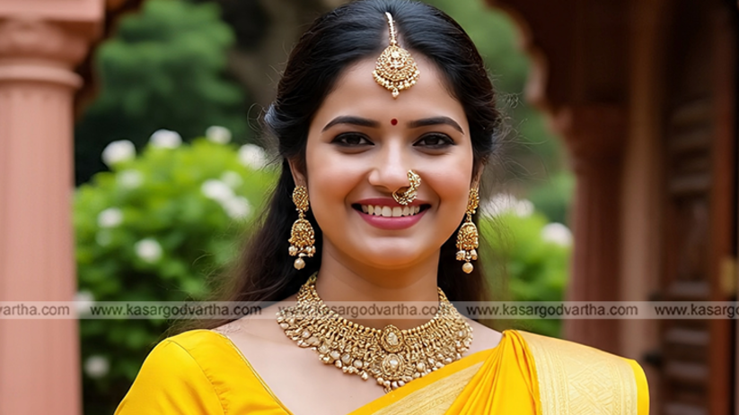 Image of gold jewellery signifying a drop in gold price