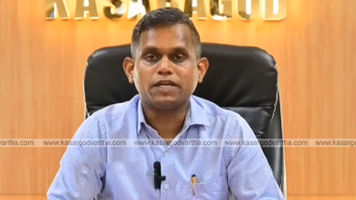 District Collector K Imbashekar addressing media about voter list
