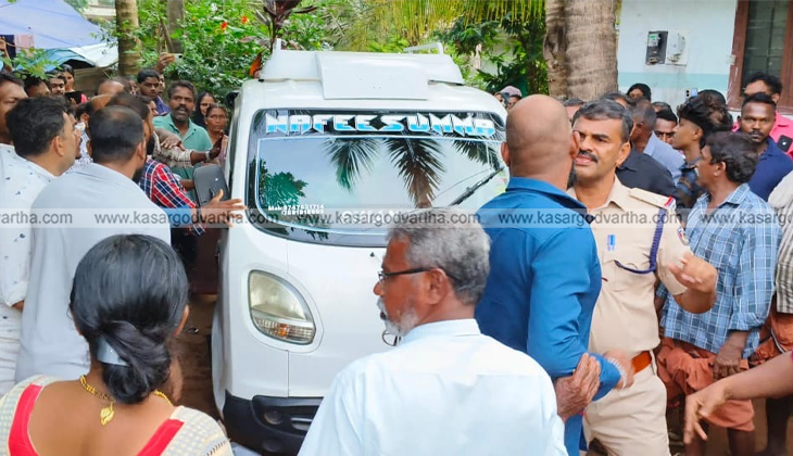 one month old baby trafficking attempt kasaragod padanna