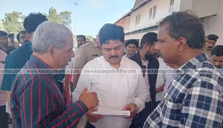 Divisional Railway Manager visit Kasaragod railway station