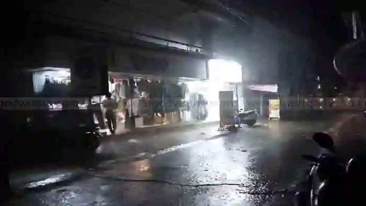 Heavy thunder and rain at some places in Kasaragod