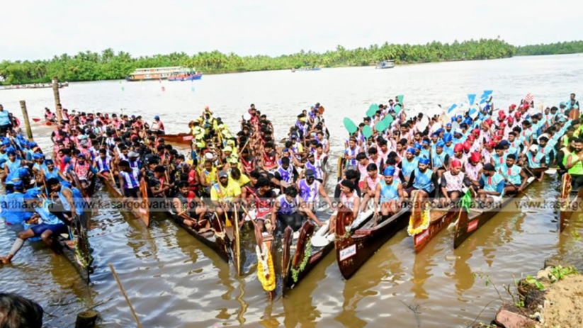 Crowd gathered at Tejaswini River for Champions Boat League