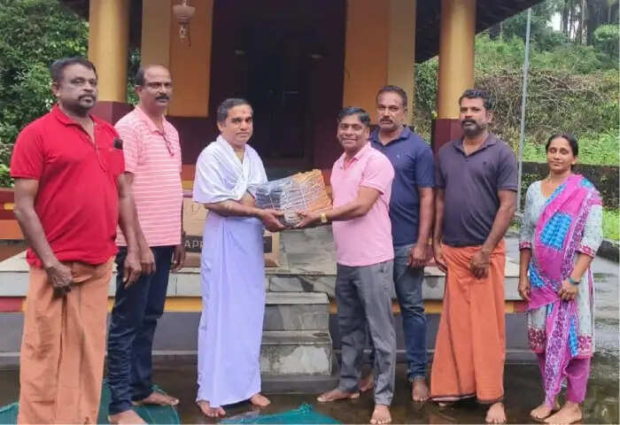 support for wayanad disaster victims aid collection efforts