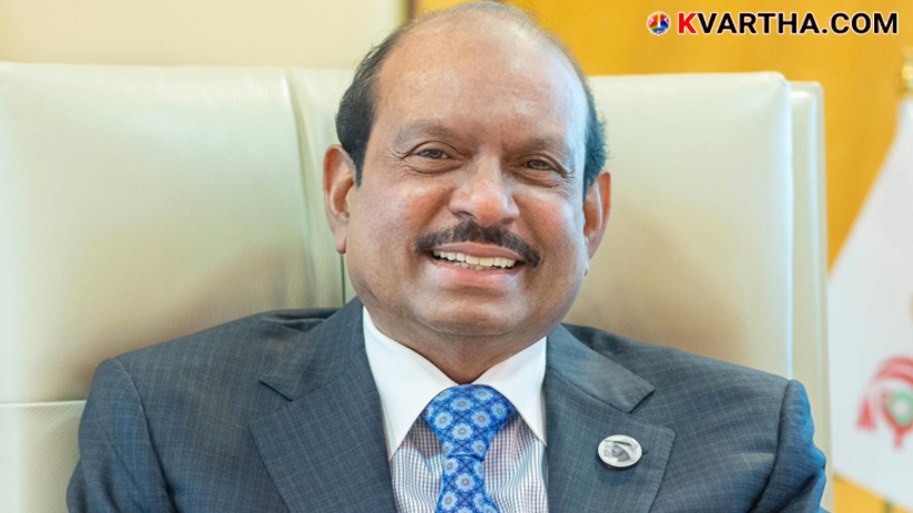  M.A. Yusuff Ali speaking at an event in Thrissur.