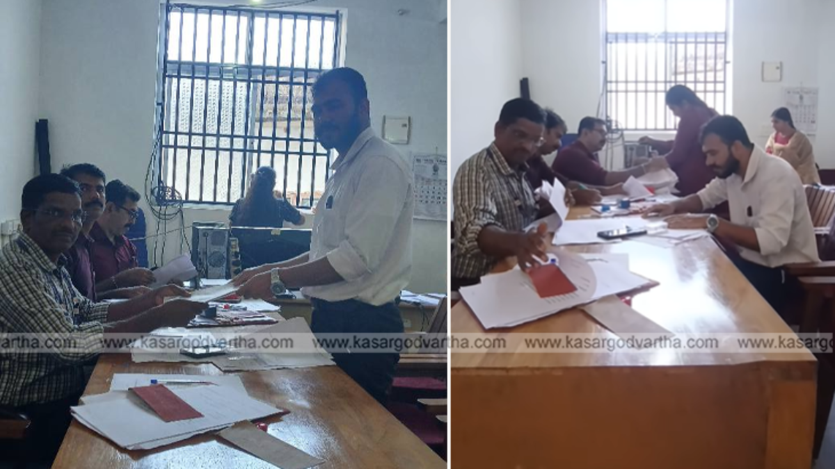 Adv. Kripesh Kadakam filing his election nomination papers as a protest.