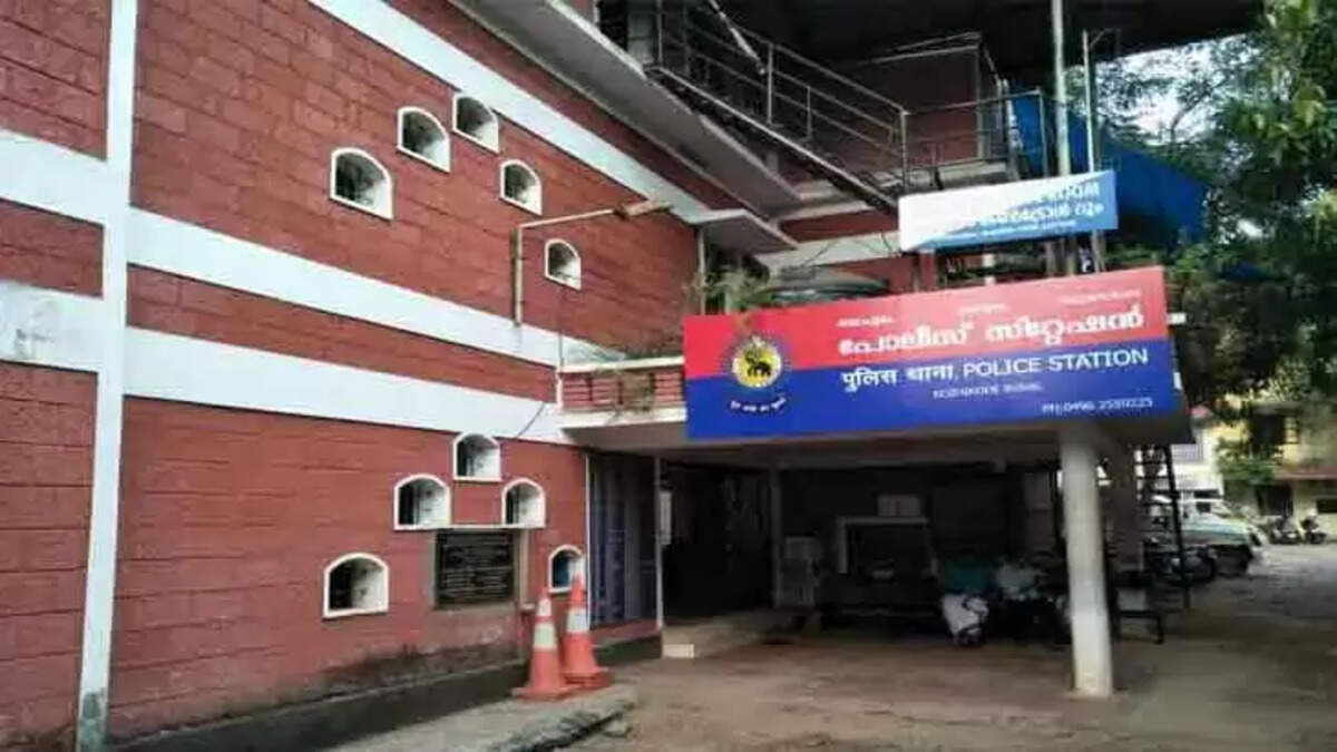 Part-time Sweeper Found Dead at Thooneri Block Panchayat Office During Onam Rehearsals