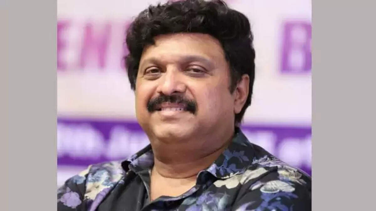 Minister's Undercover Call to KSRTC Control Room Leads to Action Against 9 Employees for Poor Response