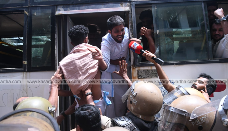 A group of MSF members protesting in front of a government office.