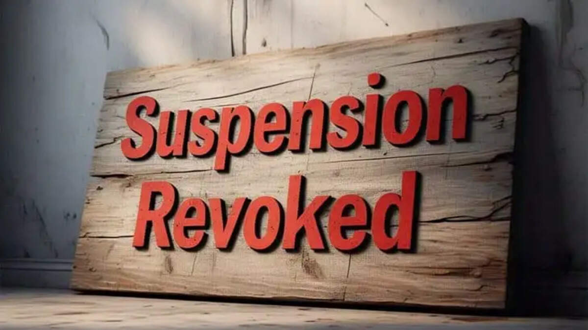 Suspension of Government Employees in Welfare Pension Fraud Revoked Amidst Criticism