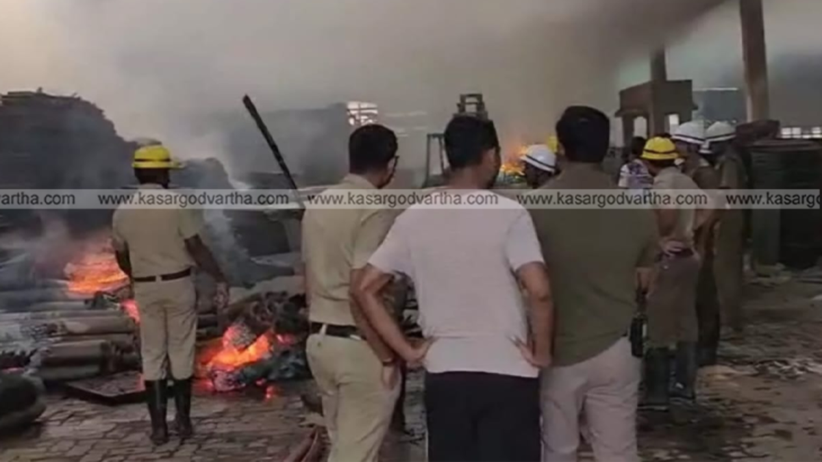 Fire outbreak at plywood factory in Mangalore Baikampady