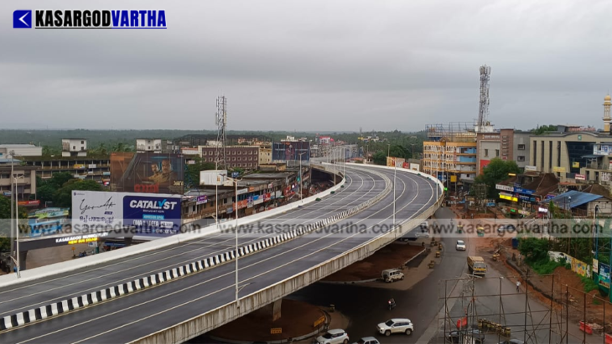 A view of the single-pillar flyover in Kasaragod city.