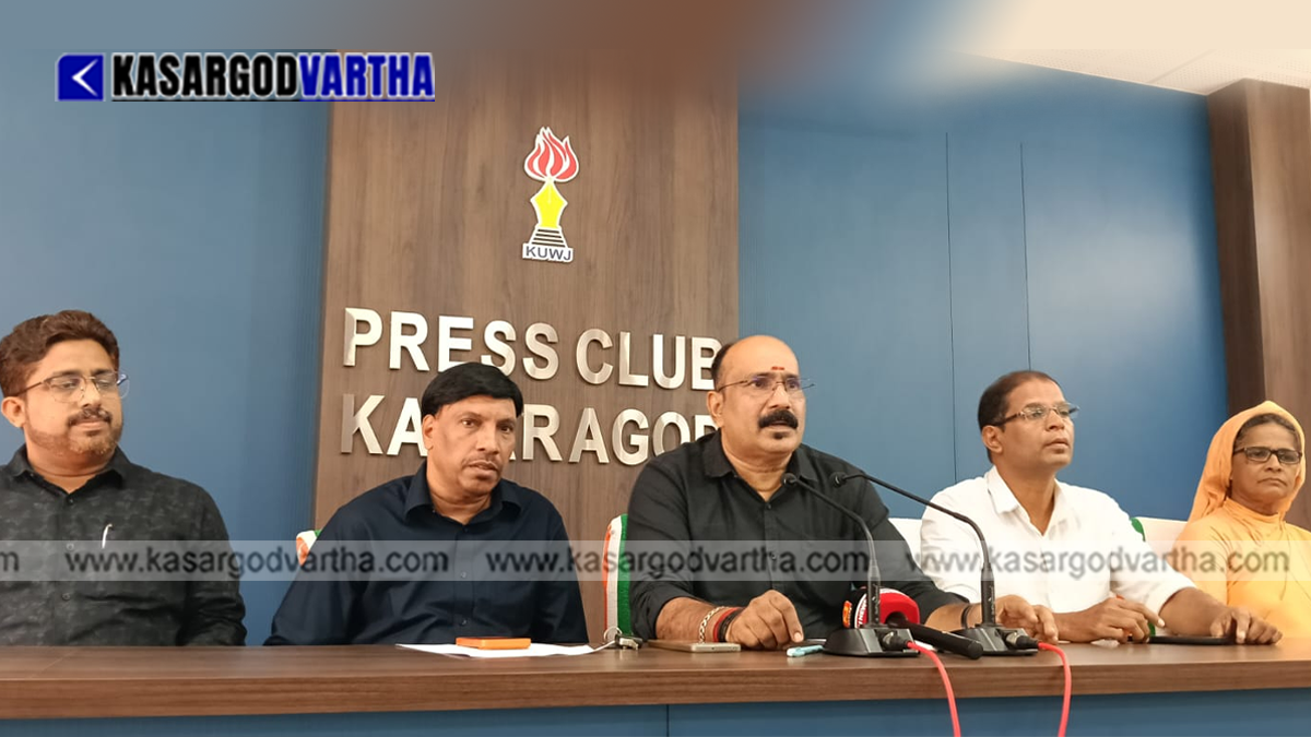  AIIMS Kasaragod Janakeeya Koottayma office bearers addressing the press