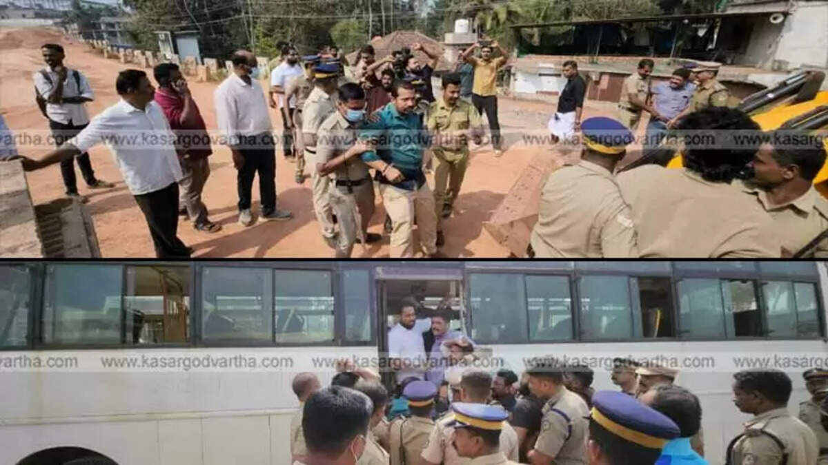 Residents of Nullippady protesting for an underpass on the national highway.