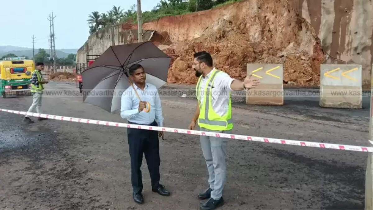 District Collector K. Imbashekhar IAS inspecting the construction work at Bevianja on National Highway 66.