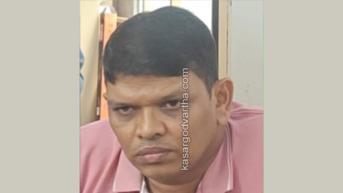 Mangaluru police constable arrested by Lokayukta for bribery.