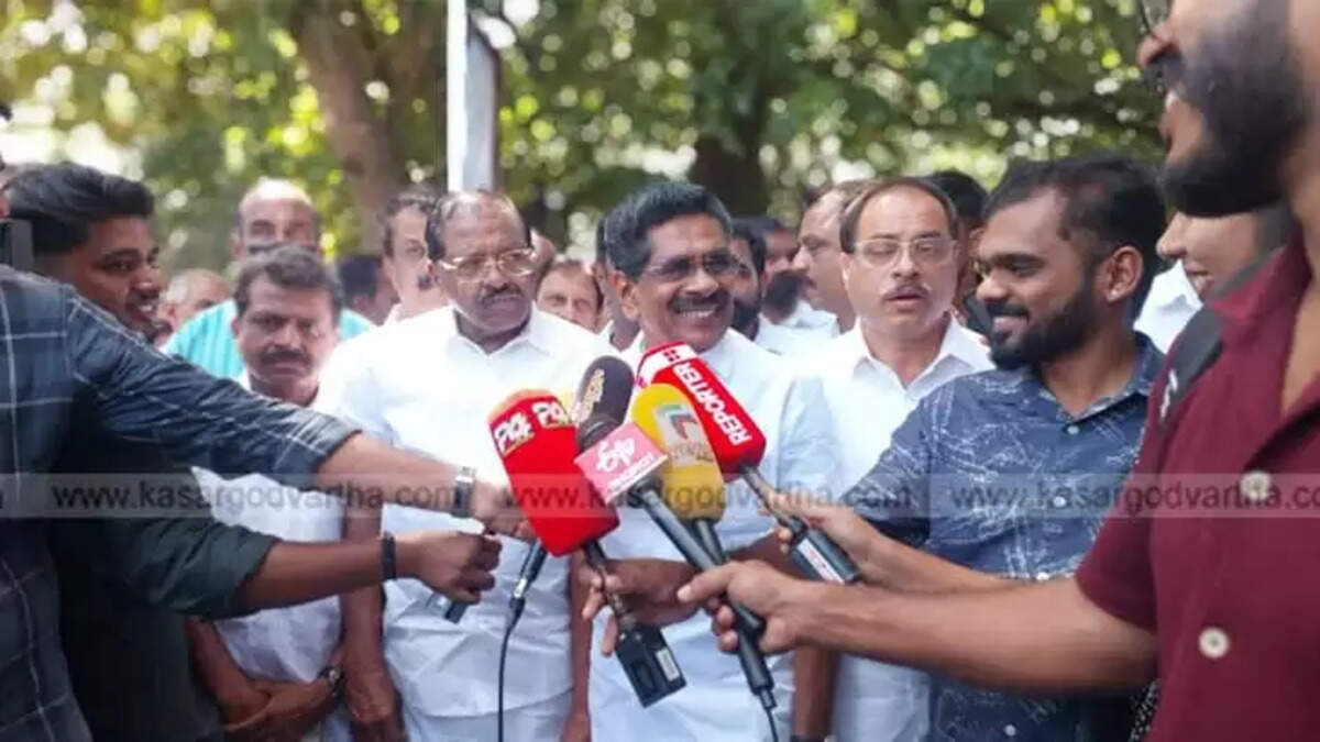  Congress leadership will resolve issues with NSS if any, says Mullappally Ramachandran